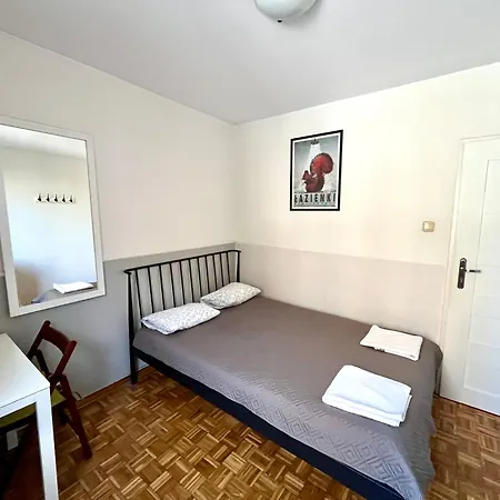 Lama Homestay Warsaw