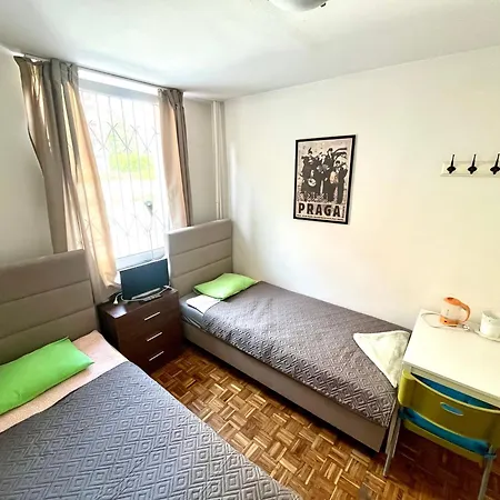 Lama Homestay Warsaw