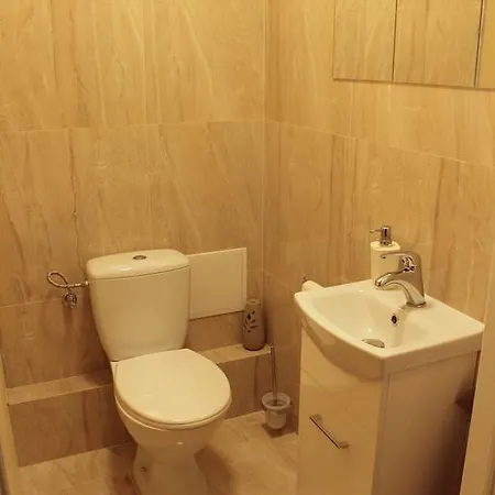 Privatunterkunft Lama *